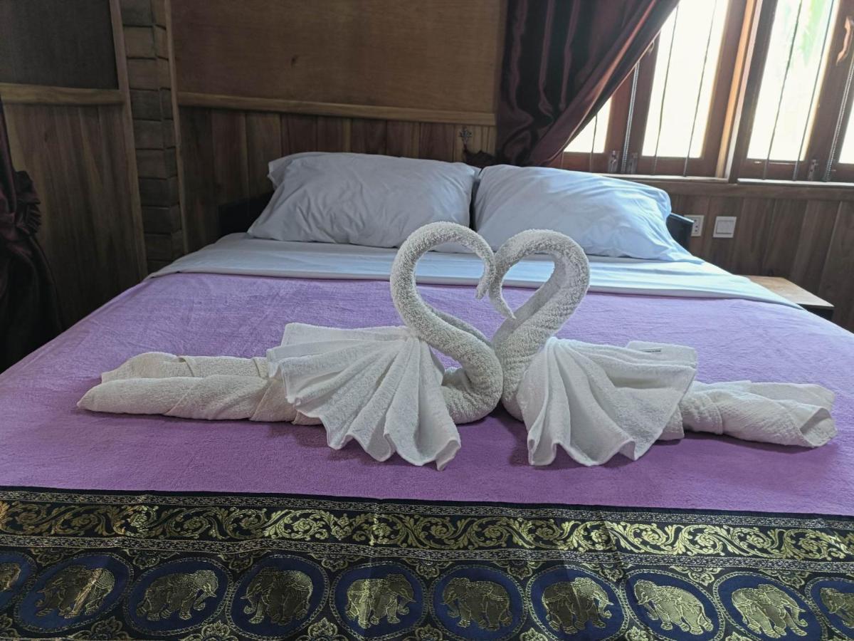 Sunshine Hotel كامبوت المظهر الخارجي الصورة